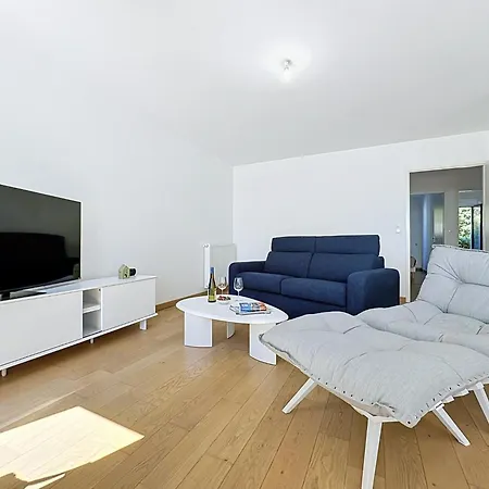 Les Sylphes By Interhome Pornic